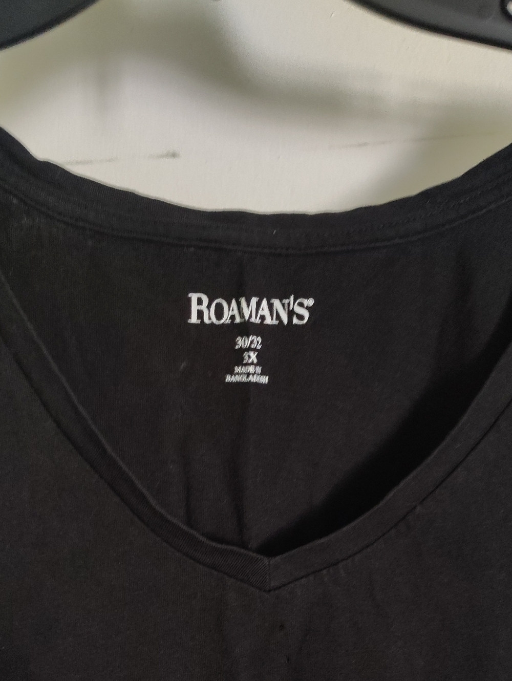 Roaman's Black V-Neck Tank Top